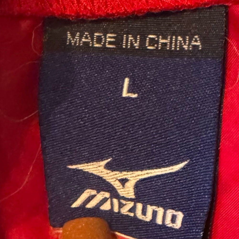 Mizuno Red Quarter-Zip Pullover – Size L - Picture 5 of 5